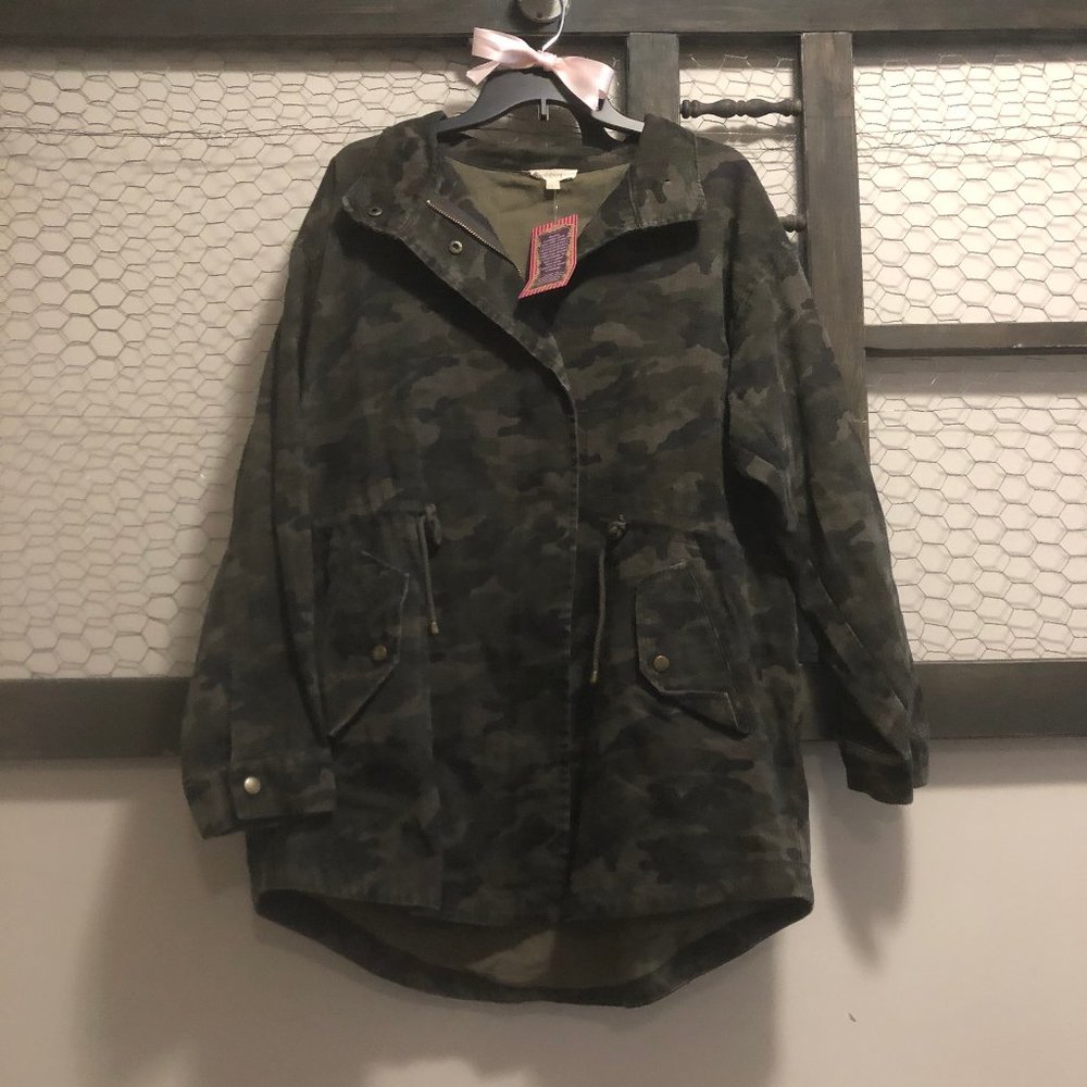 Oddy Camo Jacket